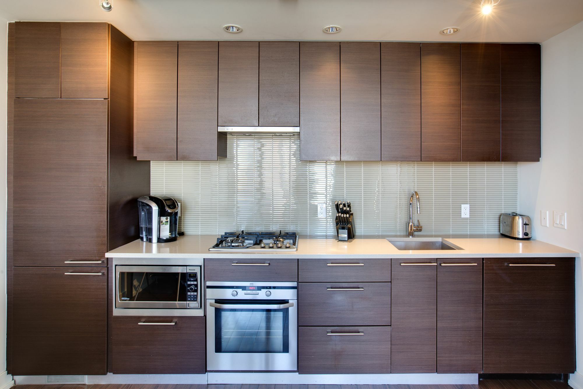 Apartment Digs Waterfront