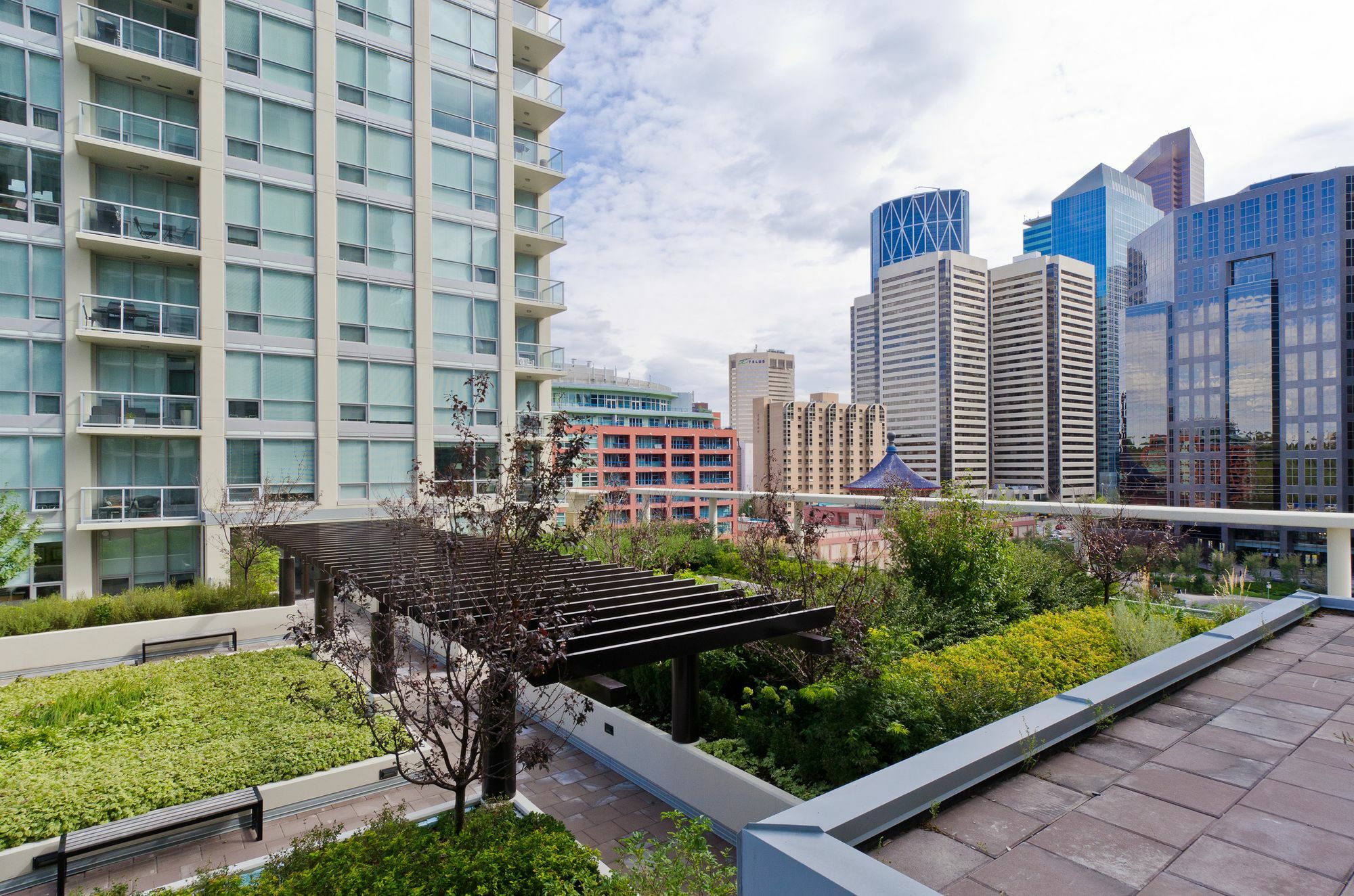 Apartment Digs Waterfront